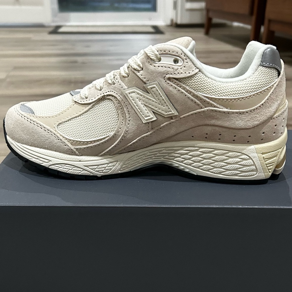 New Balance 2002R Off White